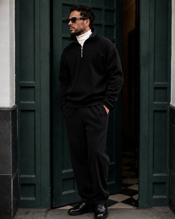 Garda Half-Zip Tracksuit - Black detail