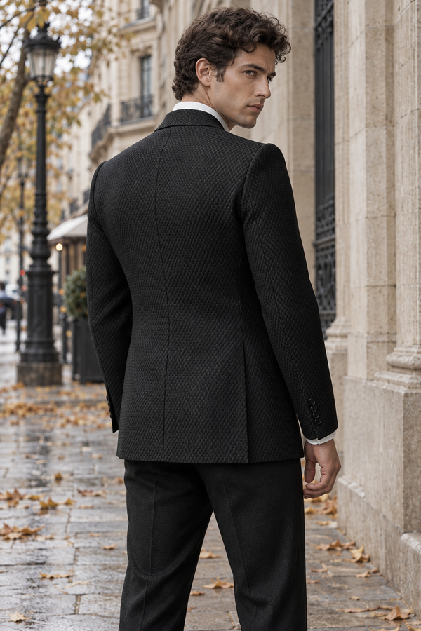 Ostuni Jacquard Double-Breasted Blazer fit
